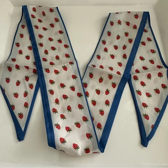 3/$20 Purse Handbag Twilly Scarf Strawberry Print NWOT - Picture 3 of 8